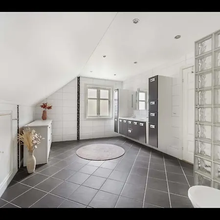 公寓 Simple In Beautiful Sira On The Second Floor Uten Kjokken Åna-Sira